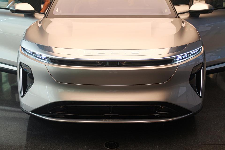 Front end of the Lucid Gravity SUV.