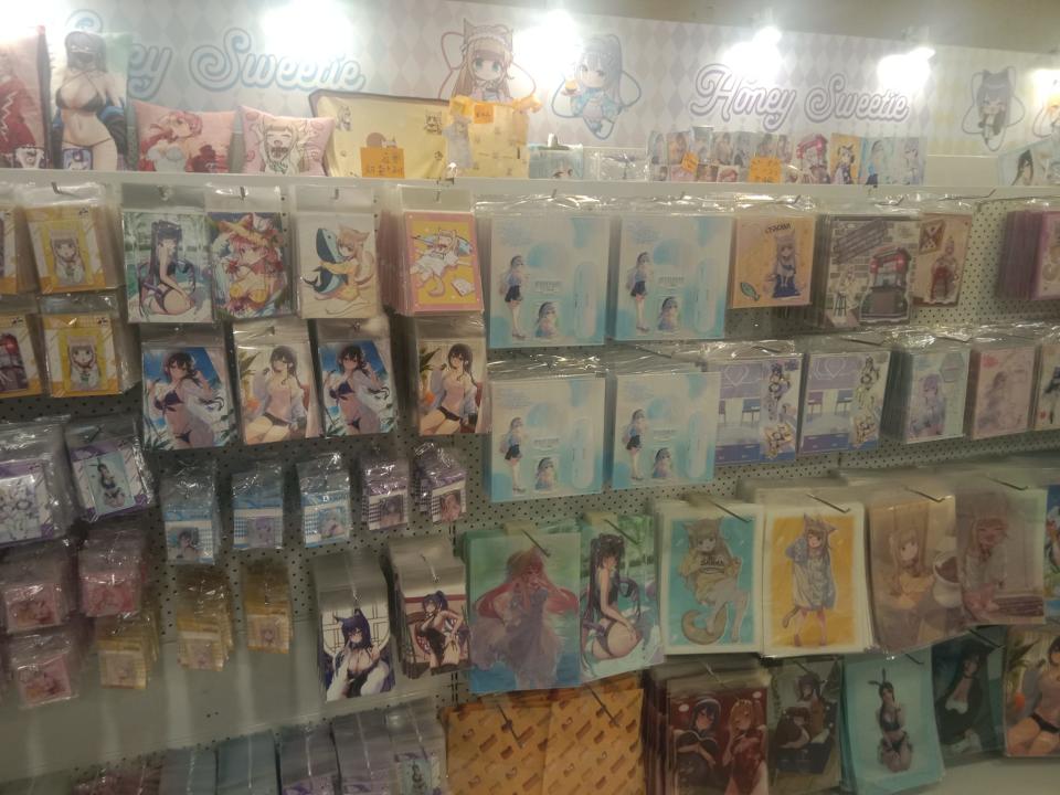 「Honey sweetie 繪師聯合展」40原、ふーみ、Rosuuri、Biya四位繪師華山共同展出（圖源：編輯現場拍攝）