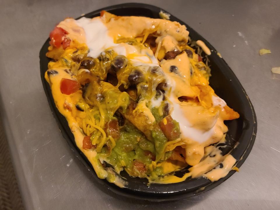 7 layber nacho fries veggie from taco bell