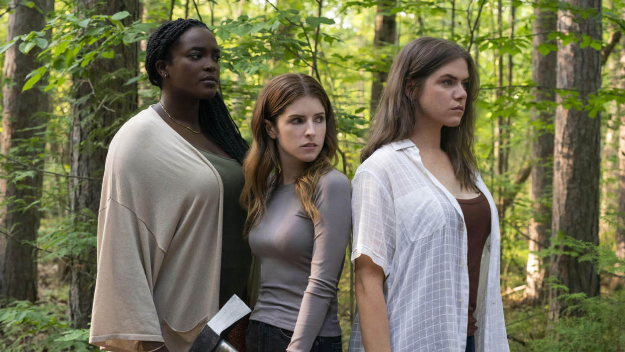  (L to R) Wunmi Mosaku as Sophie, Anna Kendrick as Alice, Kaniehtiio Horn as Tess in Alice Darling 