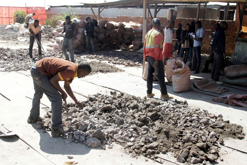 FILE PHOTO: Artisanal miners work at the Tilwizembe outside of Kolwezi