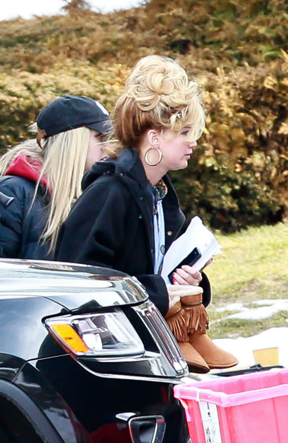 PHOTOS: Jennifer Lawrence Goes Back To The 70s With Bouffant Hair On Set Of David O. Russell Film