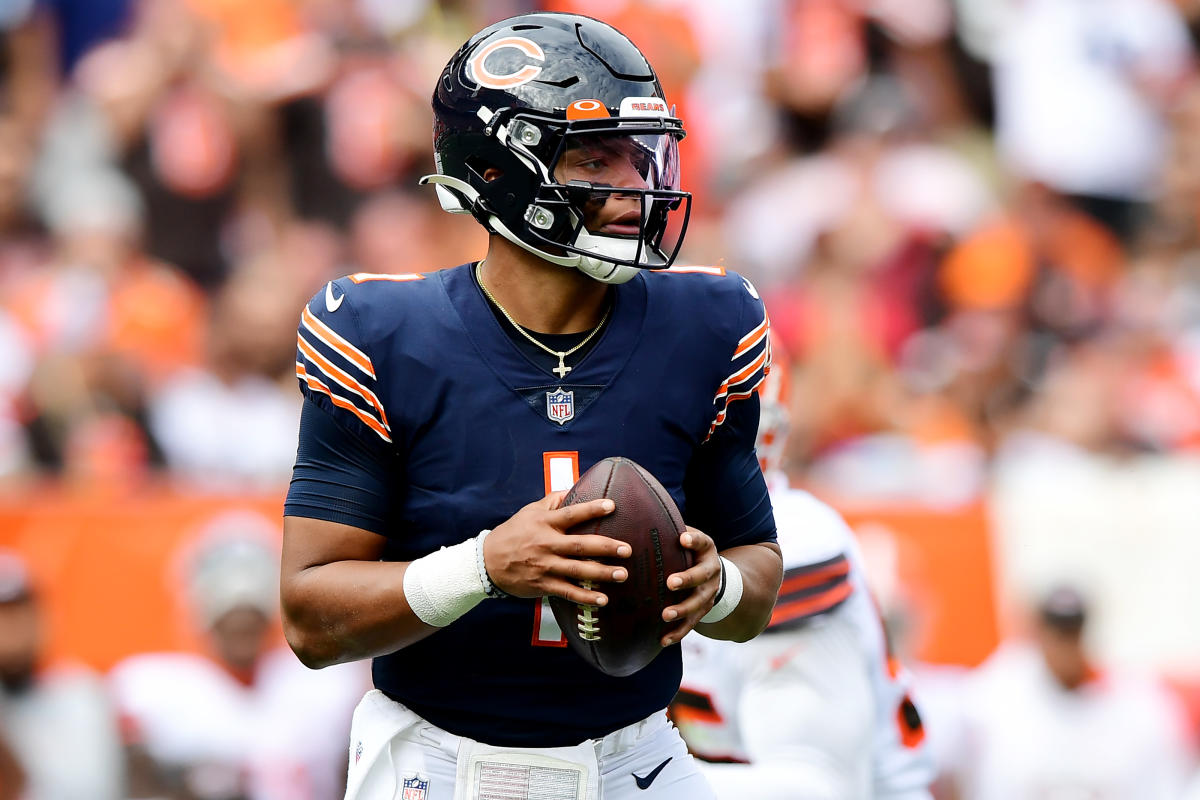 Hoge's 10 Bears Things: Justin Fields likely to start vs Browns – NBC  Sports Chicago