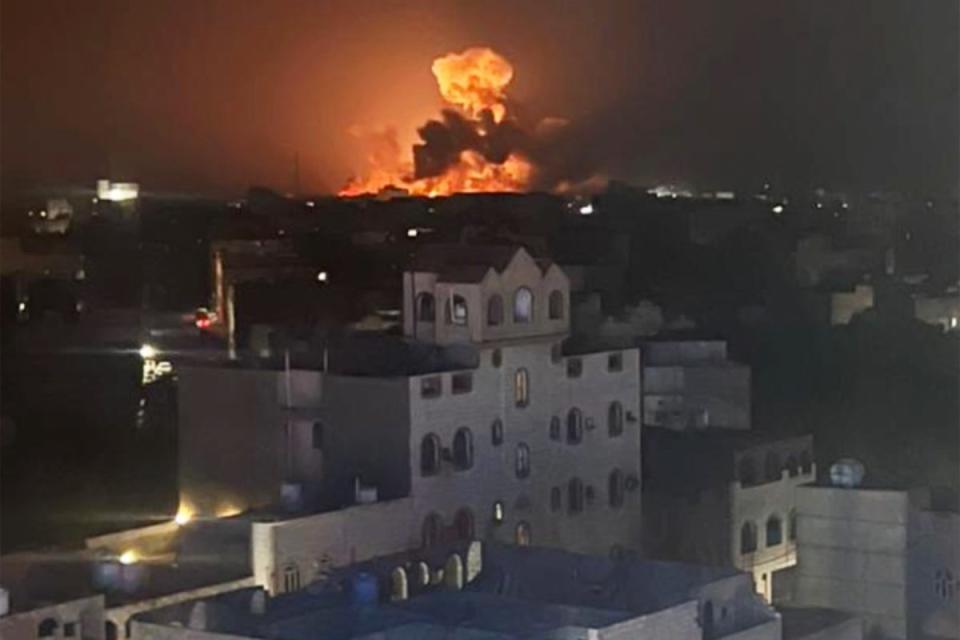 Air strike in Yemen, as Sunak justifies decision to target Houthi rebels (Sky News)
