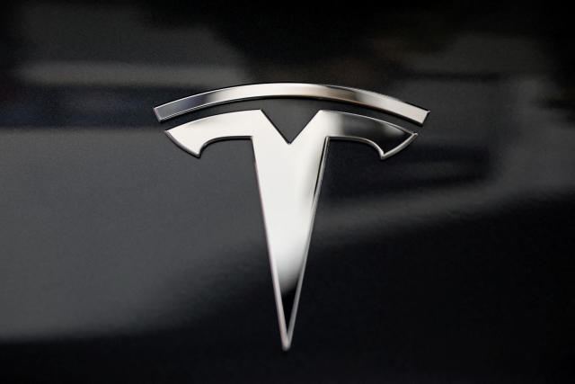 Trending tickers: Tesla, Apple, Shell and Deliveroo