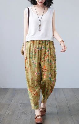 A pair of floral cotton-linen pants