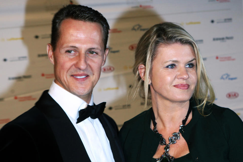 Formel-1-Rennfahrer Michael Schumacher und seine Frau Corinna (Bild: Fredrik von Erichsen/dpa)