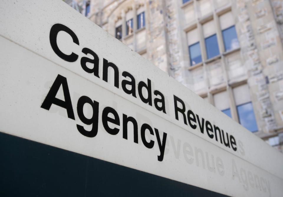 A CBC News analysis of Canada Revenue Agency (CRA) call times found taxpayers wait much longer to get through to an agent than the hold times advertised on the agency's website. Canada's taxpayers' ombudsperson is launching an inquiry into the sometimes hours-long wait times that callers face.