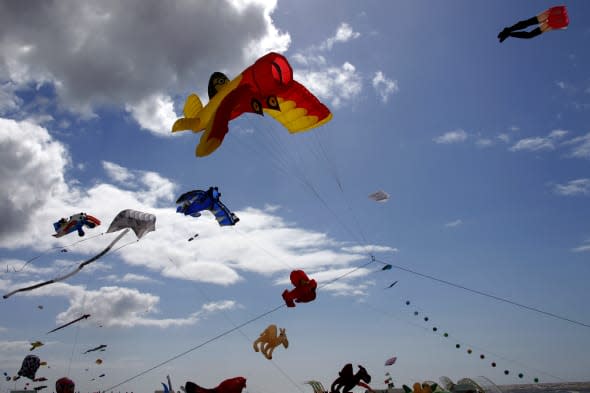 Boy dies after becoming entangled in kite at festival in Vietnam