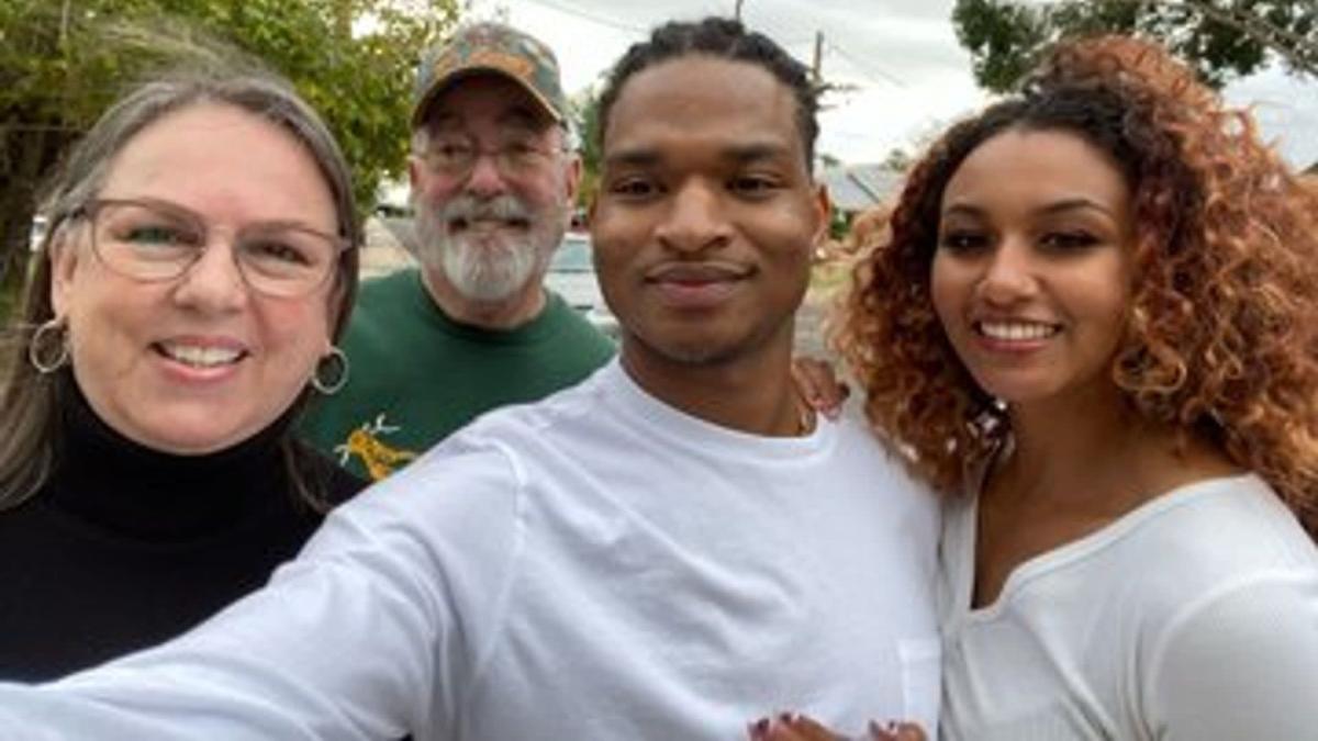 Holliday Family Celebrates Rough Thanksgiving While Matt is