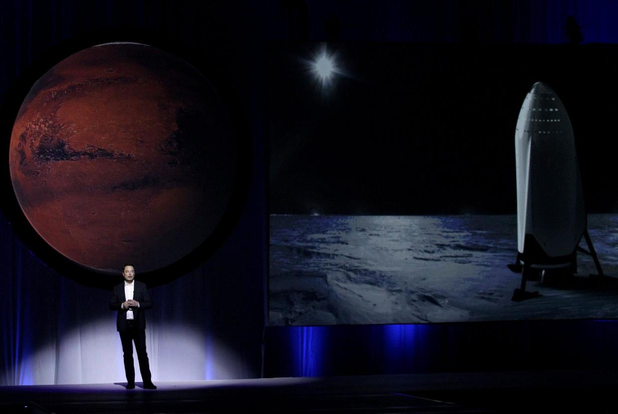 <span>Elon Musk talks about his Mars colonization project in Guadalajara, Mexico, on 27 September 2016.</span><span>Photograph: Ulises Ruiz Basurto/EPA</span>