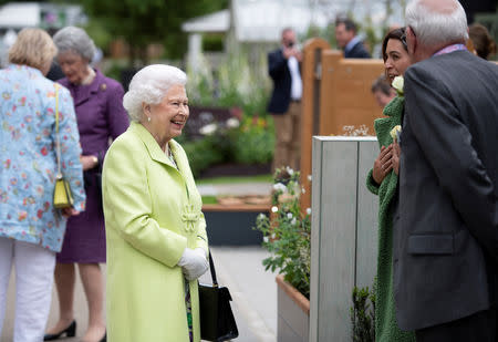 Britain's Queen Elizabeth II visits the Chelsea Flower Show in London, Britain May 20, 2019. Geoff Pugh/Pool via REUTERS