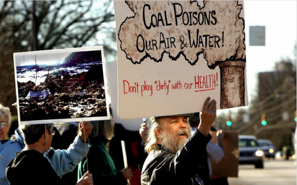 Protesters demonstrate outside the Department of Health and Environmental Control’s offices in 2008. They were protesting a new coal-fired power plant.