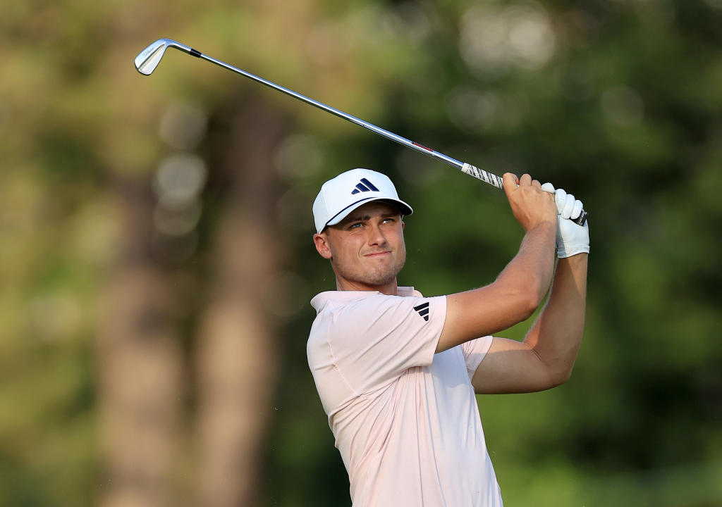 PINEHURST, NORTH CAROLINA - JUNE 14: Ludvig Aberg of Sweden plays his second shot on the 18th hole during the second round of the 2024 U.S. Open on The No.2 Course at The Pinehurst Resort on June 14, 2024 in Pinehurst, North Carolina. (Photo by David Cannon/Getty Images)