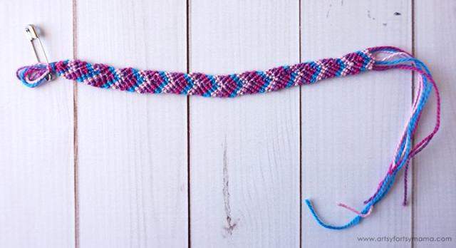 How to make a heart friendship bracelet - The House That Lars Built