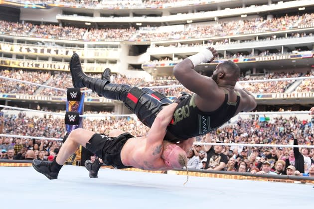 WrestleMania 39: WWE WrestleMania 39 Night 2 Results: Roman Reigns'  historic title reign continues - The Economic Times