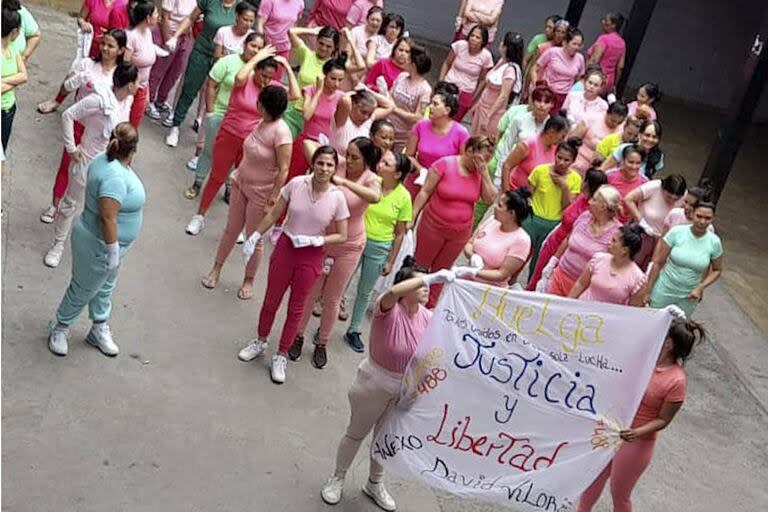 Protesta en una cárcel de mujeres en Venezuela