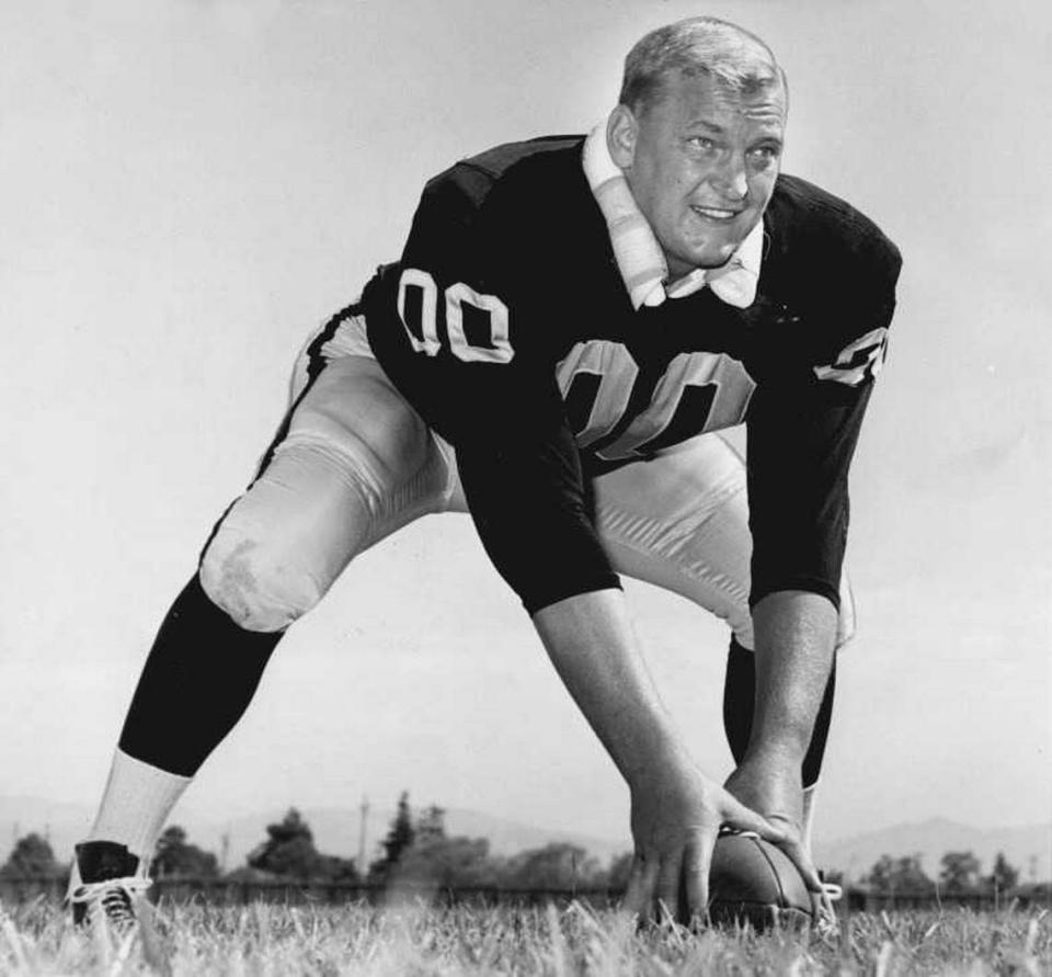 Jim Otto, photographed in 1964, leds the Oakland Raiders’ offensive line for 15 years. The Pro Football Hall of Famer, who had his right leg amputated at the knee in 2007 and at one point counted 74 surgeries resulting from the ravages of professional football, died in Auburn at the age of 86.