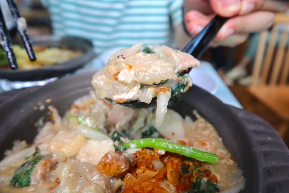 Feng Xiang Jem - claypot mee tai mak closeup