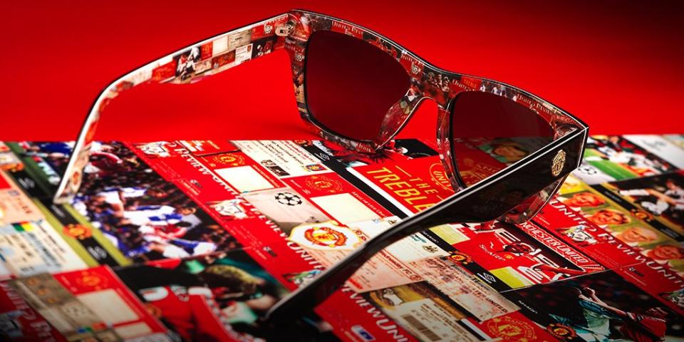 Maui Jim Manchester United Collection