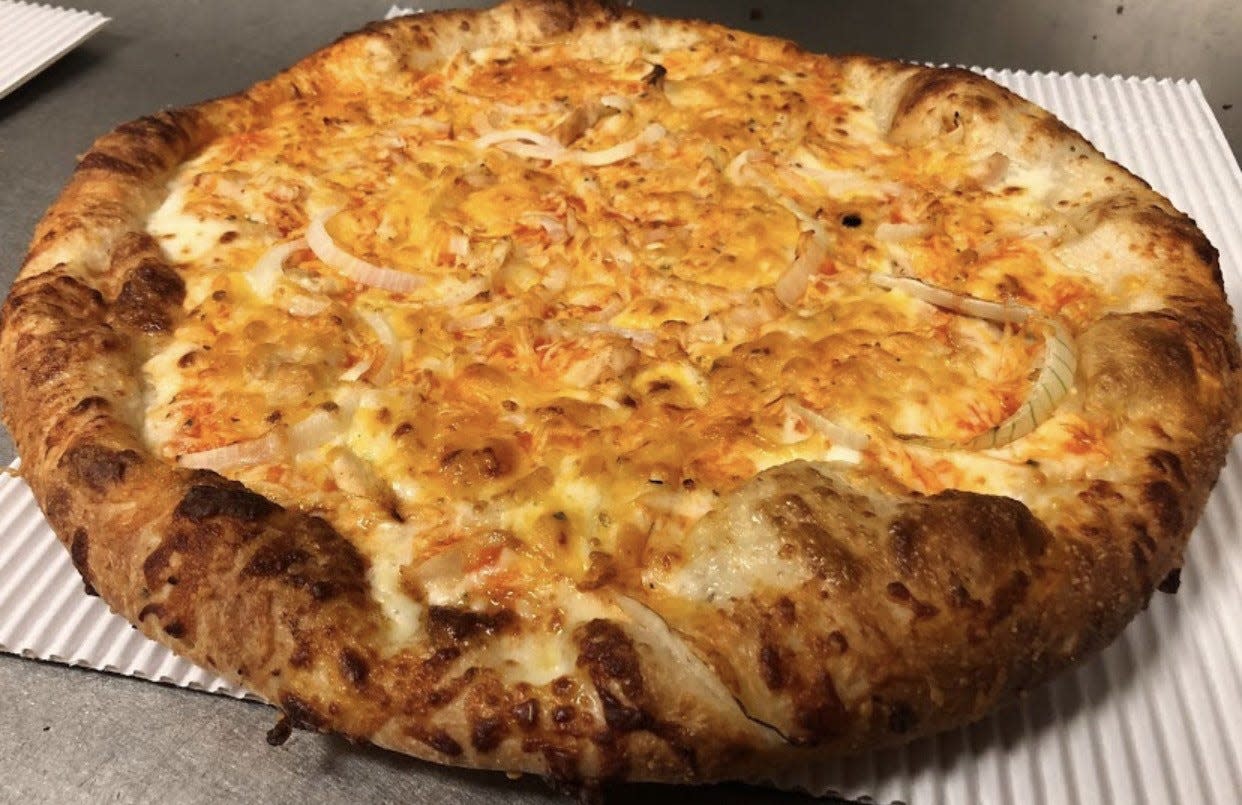 Buffalo chicken pizza at Taranto's Pizzeria