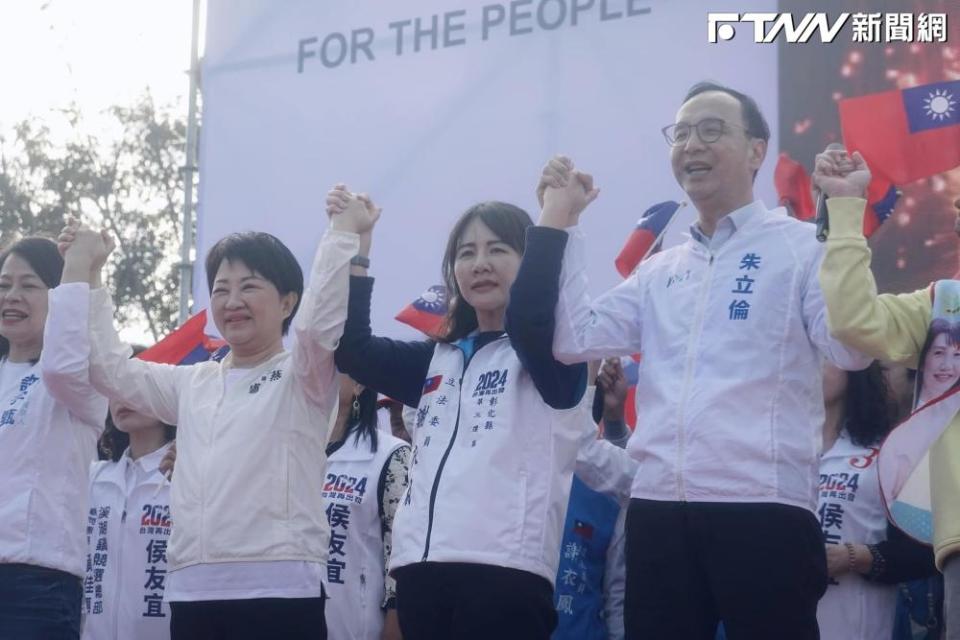 國民黨彰化縣第三選區立法委員候選人謝衣鳳，稍早自行宣布當選。（圖／翻攝自謝衣鳳粉專）