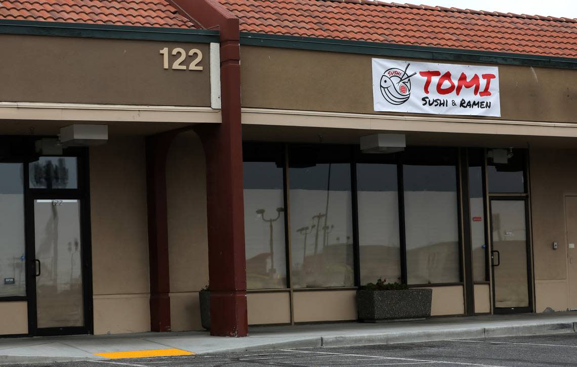 Tomi Sushi & Ramen will open in the former Dickey’s Barbecue Pit restaurant location in Kennewick.