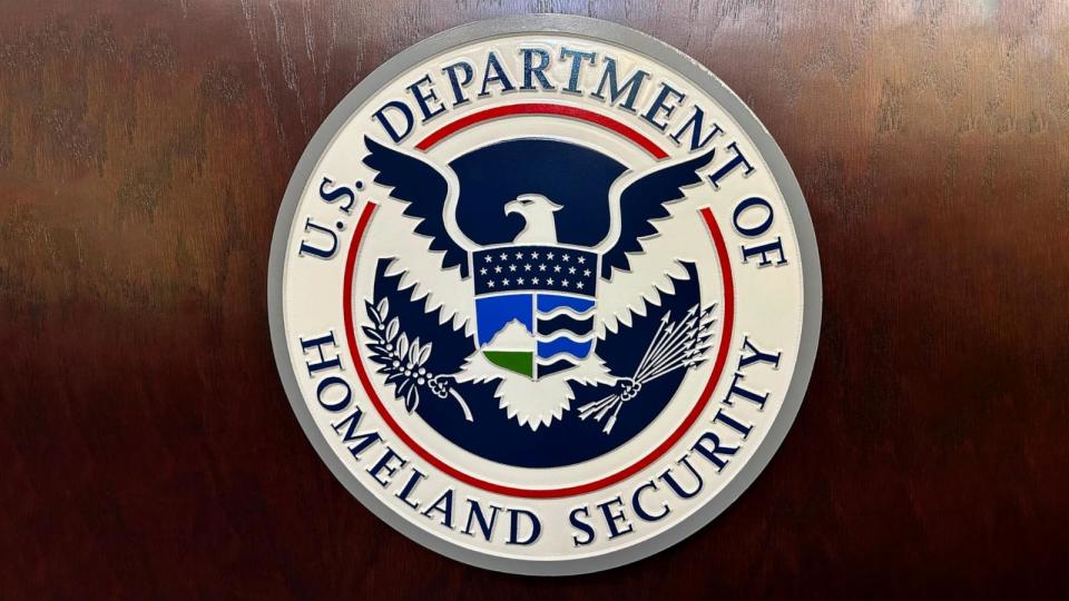 PHOTO: A Department of Homeland Security seal on a podium at Immigration and Customs Enforcement (ICE) headquarters, Mar. 13, 2024.  (Luke Barr/ABC News)