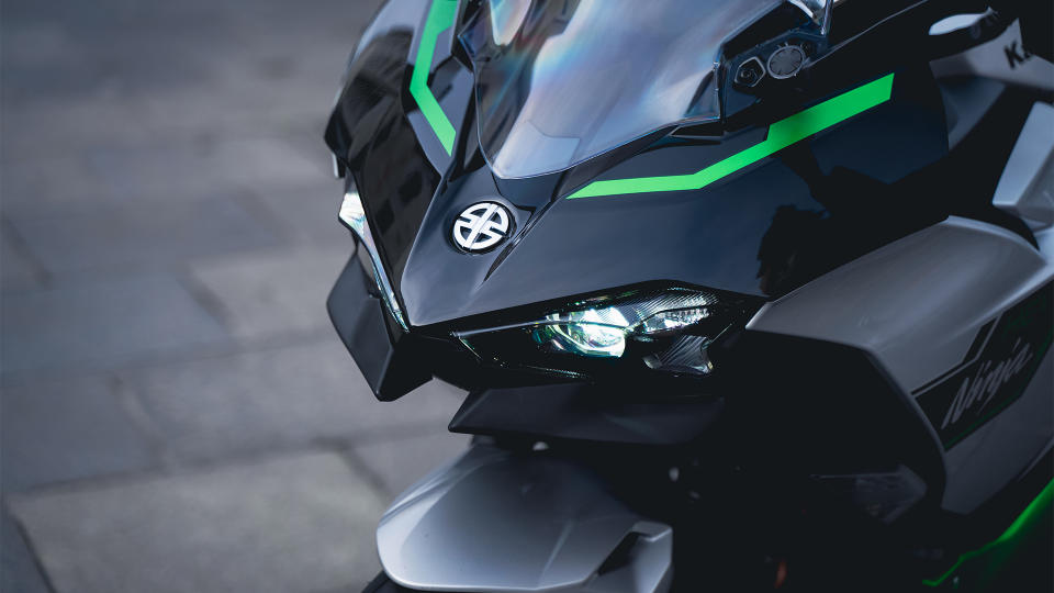 Kawasaki Ninja 7 HEV