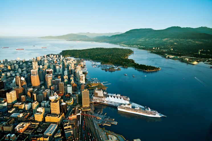 Thanks to Vancouver’s regional and geographical location it is home to some of the world’s finest cuisines. [Tourism Vancouver / Albert Normandin]