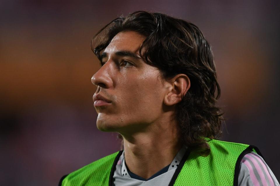 Hector Bellerin has spoken out against Luis Rubiales (Arsenal FC via Getty Images)