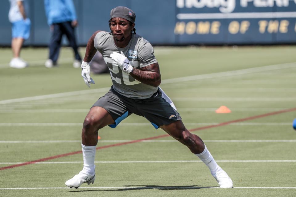 Cornerback Asante Samuel Jr. works out with Chargers rookies during minicamp Friday.