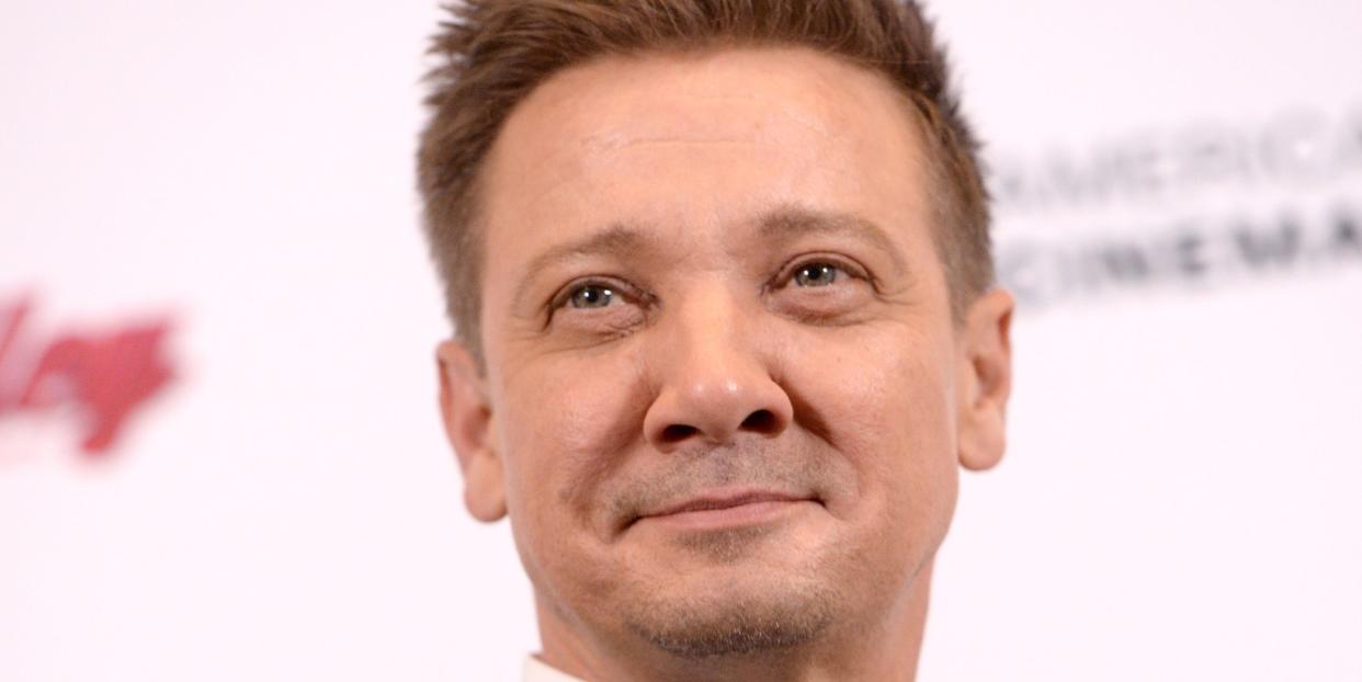 jeremy renner attends the 35th annual american cinematheque awards