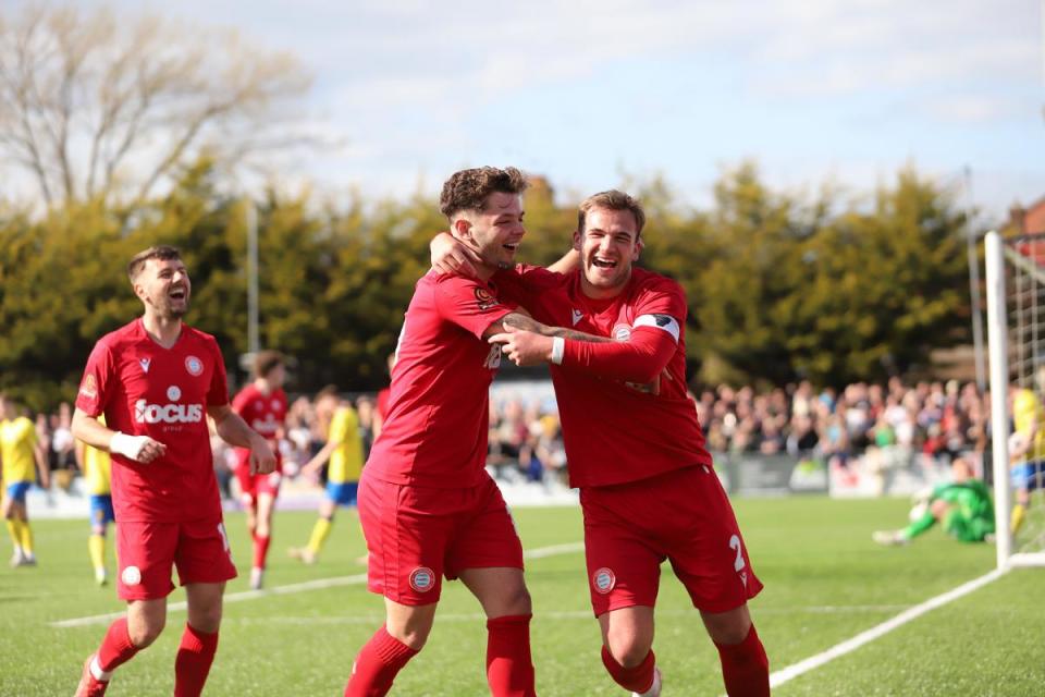 Worthing celebrate their final goal against Weston-super-Mare - in front of packed terraces <i>(Image: Mike Gunn)</i>