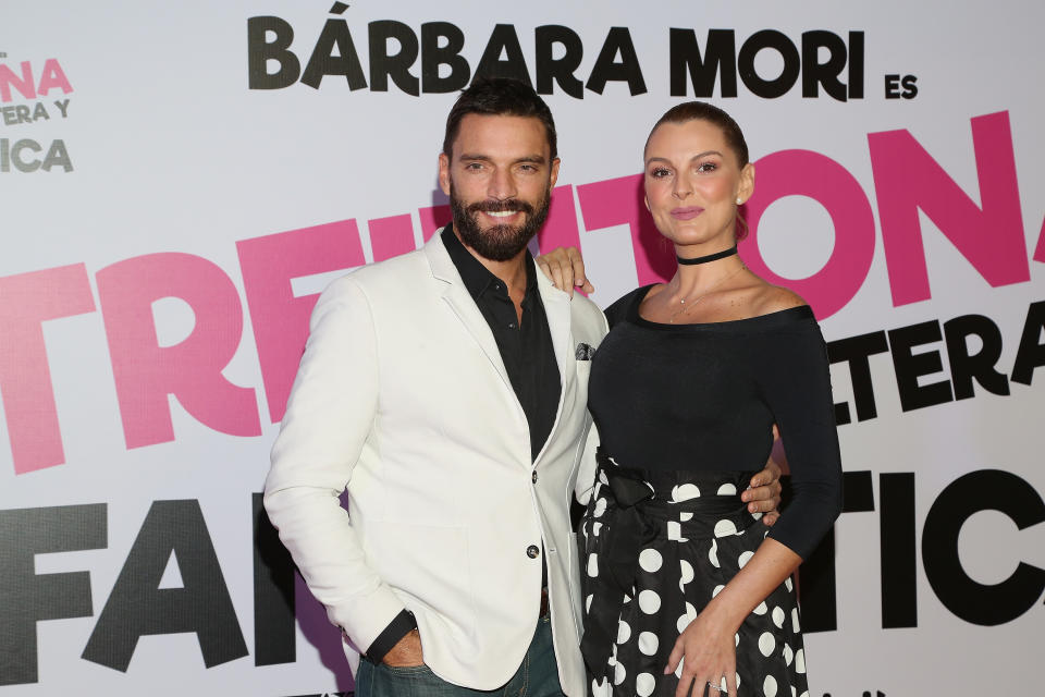 Julián Gil y Marjorie de Sousa (Getty Images)