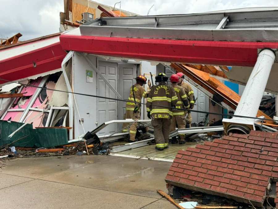 Storm damage in Clarksville (Courtesy: Clarksville Fire Rescue)