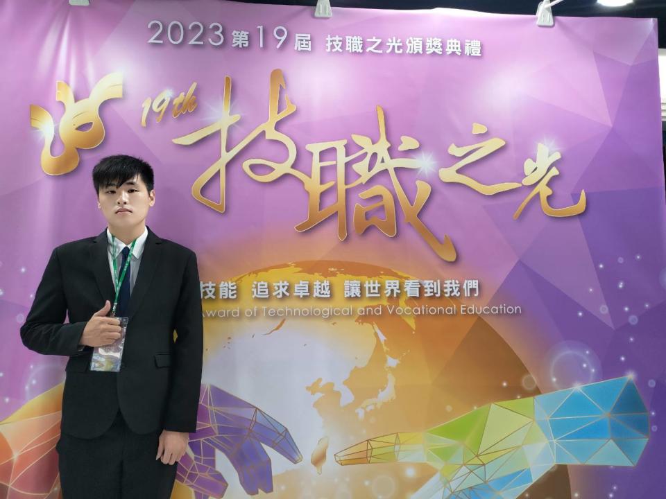 台北城市科技大學大四學生楊成業，至今已榮獲近20個國際發明展獎項