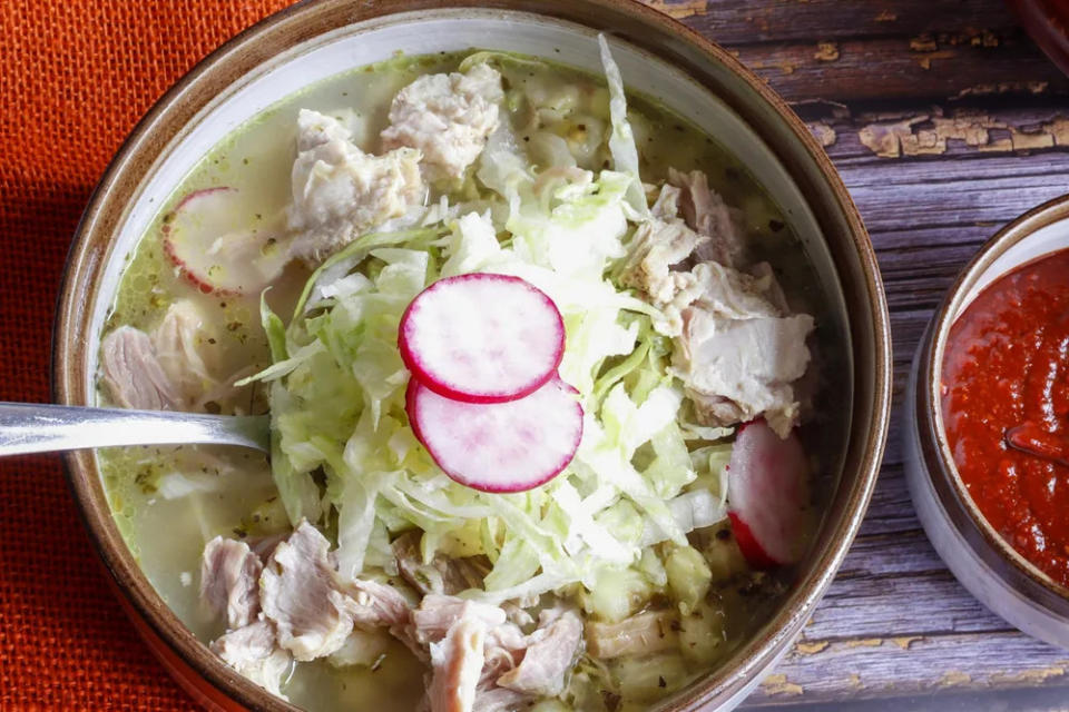 Acá te dejamos una guía de tiempo para cocinar el maíz pozolero. 