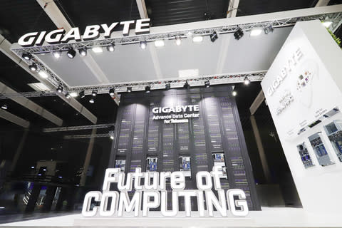 GIGABYTE ignites AI and 5G vision at MWC 2024, highlighting new supercomputers, edge AI, and sustainable IT upgrades (Photo: Business Wire)