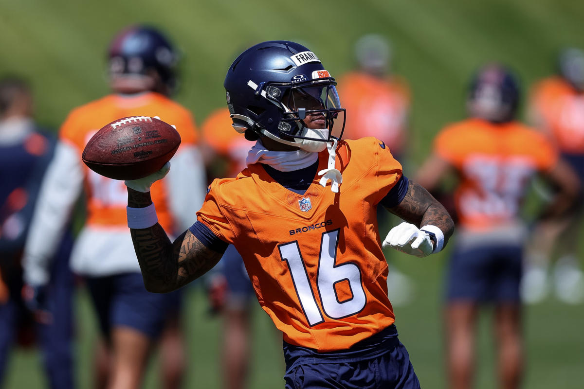 Troy Franklin, wide receiver for the Broncos, agrees to a 4-year rookie contract