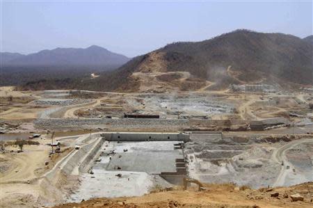 A general view shows construction activity on the Grand Renaissance dam in Guba Woreda, Benishangul Gumuz region in this March 16, 2014 file photo. REUTERS/Tiksa Negeri/Files