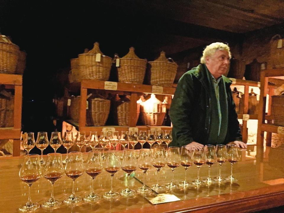 珍稀的干邑酒窖會有陳年一甲子，甚至近百年的頂級老酒，喝過就會知道什麼叫「時代的滋味」。
