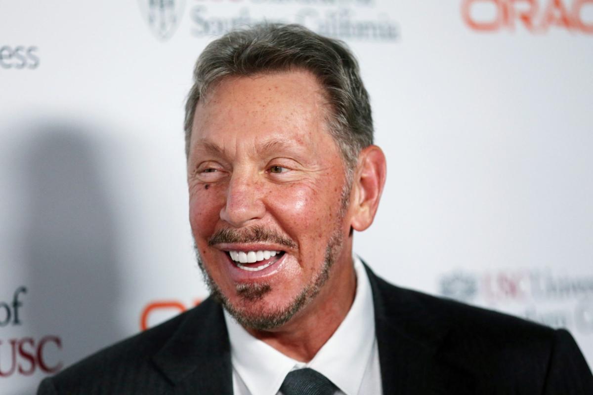 Oracle’s stock is surging—but another classic Silicon Valley firm is flailing