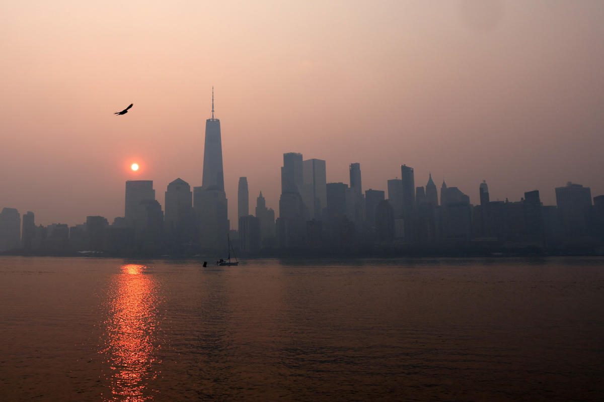 Smoke from wildfires visible over Yankee Stadium, ABC News