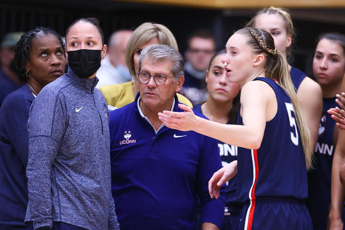 Paige Bueckers' injury impact on UConn women's college hoops