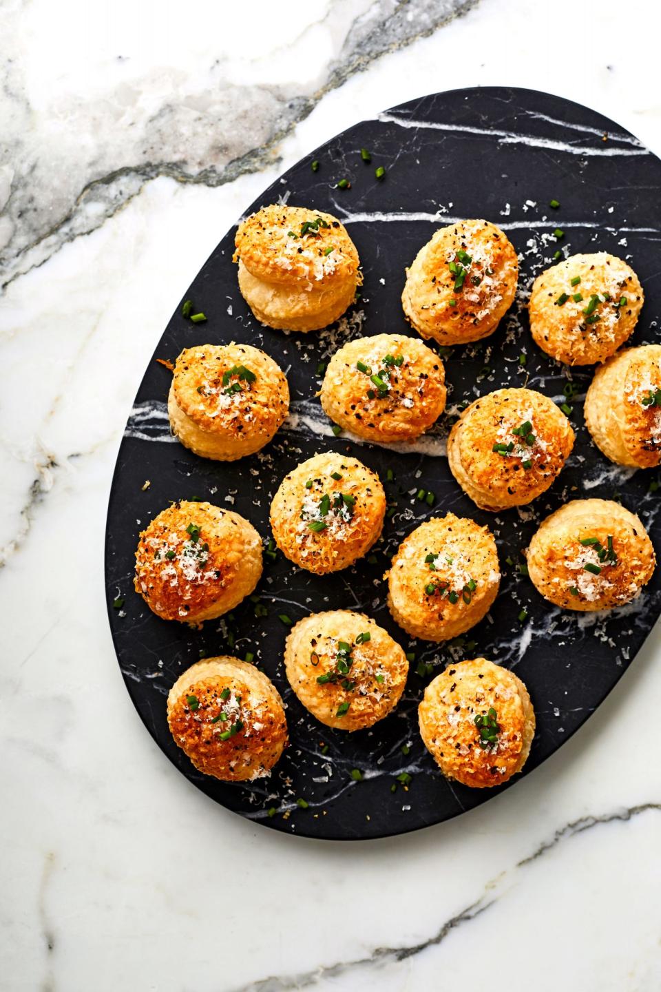 Cacio e Pepe Puffs