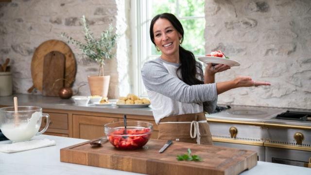 Chip and Joanna Gaines’ Magnolia Network Finally Sets Linear Launch Date