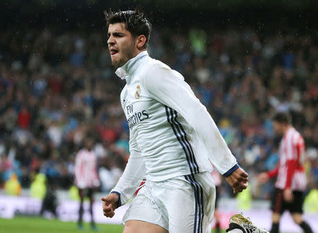 Football Soccer - Spanish Liga Santander - Real Madrid v Athletic Bilbao- Santiago Bernabeu stadium, Madrid, Spain 23/10/16. Real Madrid's Alvaro Morata celebrates his goal. REUTERS/Andrea Comas