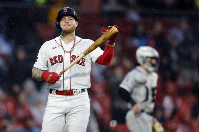 Robert hits 311-foot homer in 9th to snap scoreless tie and give White Sox  1-0 win over Red Sox