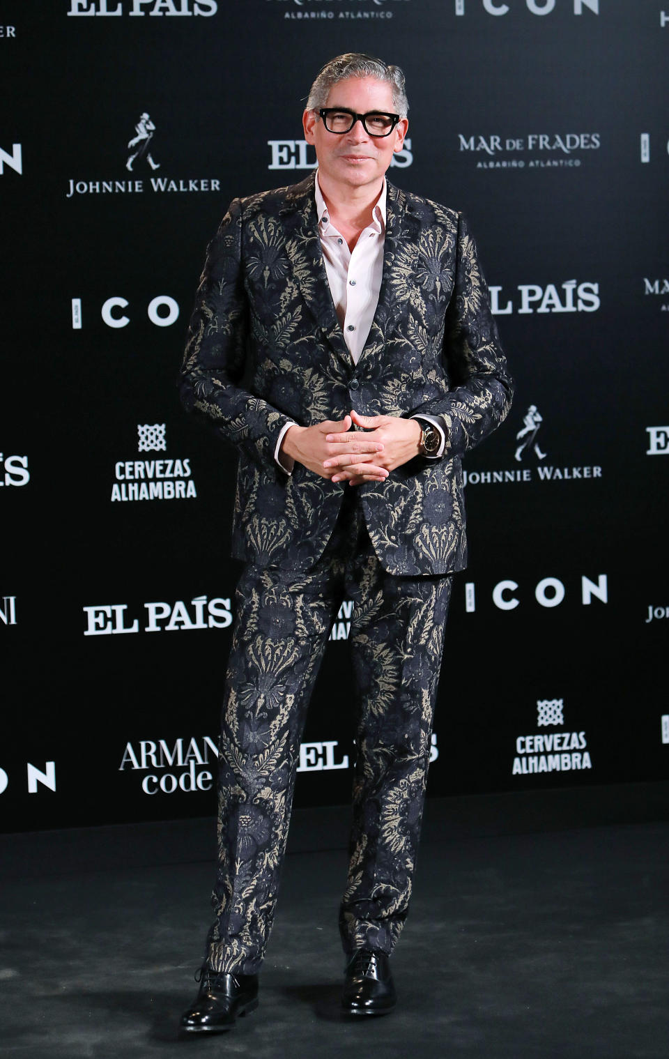 La gala fue presentada por un Boris Izaguirre que presumió de estilazo con un original traje estampado. (Foto: Europa Press Entertainment / Getty Images)